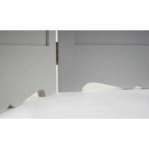 Biombo BROR, 170x160x2cm, estructura de madera con espacios para colocar fotografías