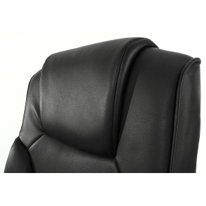 Silla de despacho CONIL en piel negra, basculante, acolchado