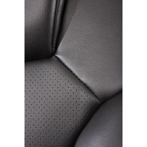 Silla de despacho CONIL en piel negra, basculante, acolchado