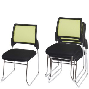 Lote de 4 sillas de confidente PISA apilables con diseño ergonómico, estructura metálica y tapizadas en malla transpirable