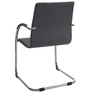 Lote de 2 sillas de confidente ZEUS, estructura metálica y tapizadas en piel sintética de gran calidad