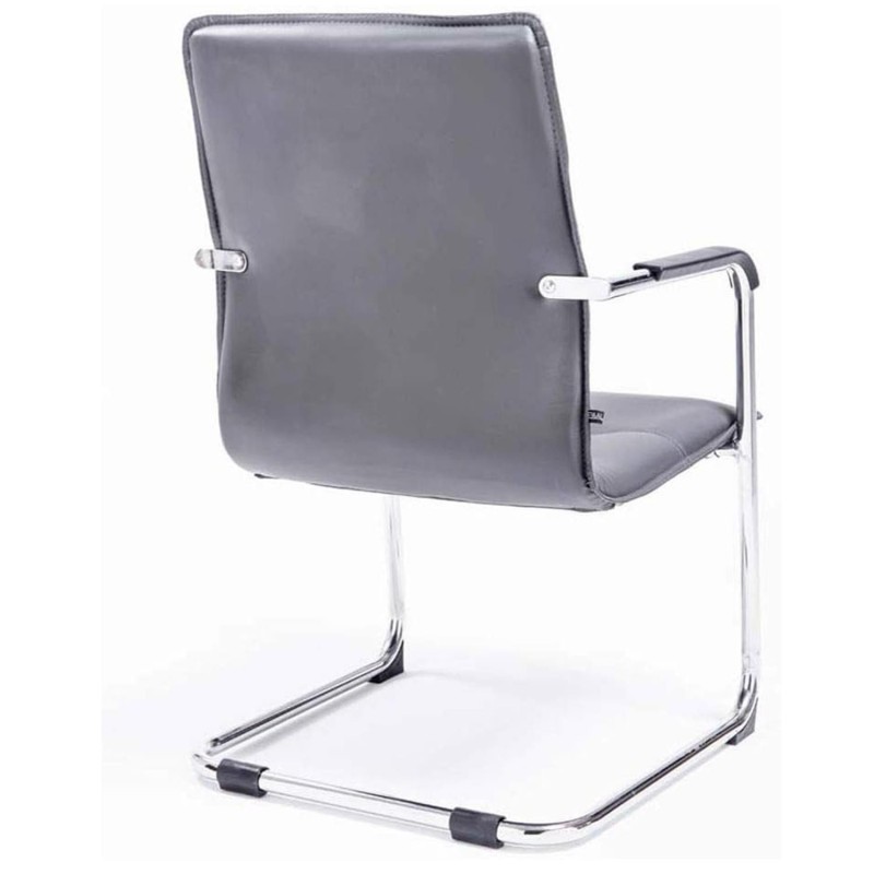 Silla de confidente GOLIAT, estructura metálica, gran acolchado y elegante diseño en piel color negro