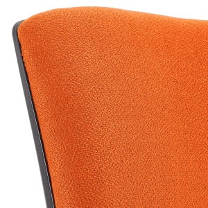 Silla de oficina ATLAS PRO, grueso acolchado y base en metal, en negro