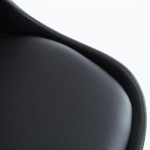 Silla de Diseño / Confidente RECULA, exclusivo diseño en piel color negro