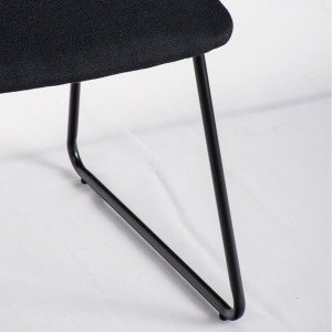 Silla de Confidente FRANCESC, estructura metálica, en tela color negro