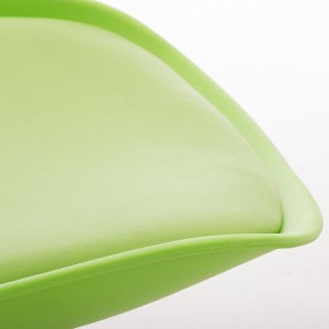 Silla de Diseño / Confidente BOSFORO, exclusivo diseño con patas blancas en piel color negro