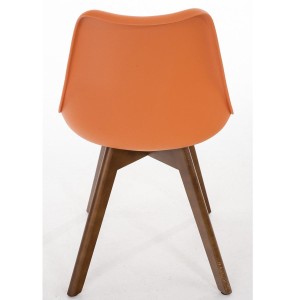 Silla de Diseño / Confidente BOSFORO, exclusivo diseño con patas en nogal en piel color negro