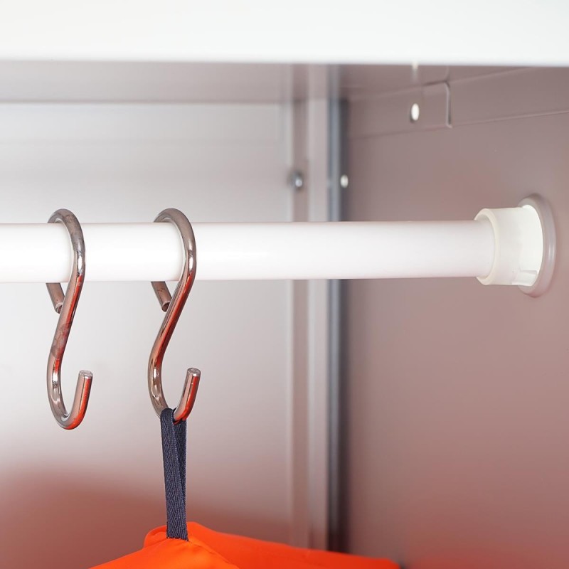 Taquilla BERIT 1 PUERTA , 183x30x50 cm, gran capacidad con compartimento individuales y máxima robustez, color antracita