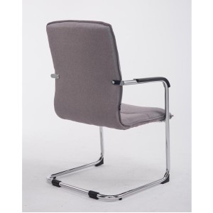 Silla de confidente GOLIAT TELA, estructura metálica, gran acolchado y elegante diseño en tela color negro