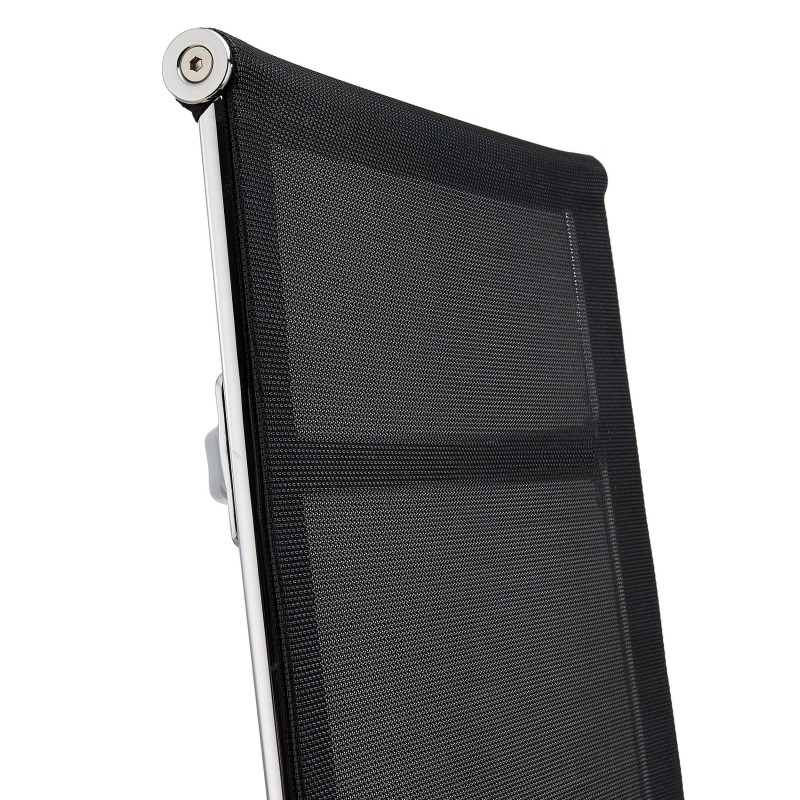 Silla de oficina DOMI, estructura cromada, en malla negra