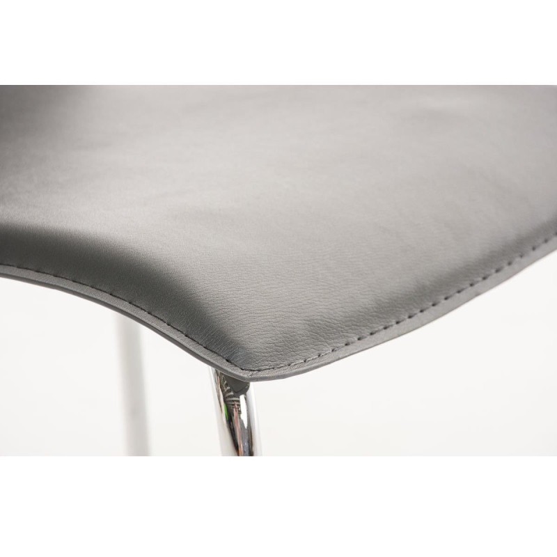 Silla de Confidente MIKI, tapizada en piel color negro