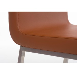 Silla de Confidente COLOMO, de acero inoxidable y tapizada en piel color negro