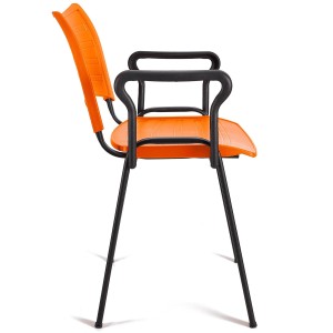 Lote de 5 sillas de confidente ELVA CON BRAZOS, patas negras y color negro