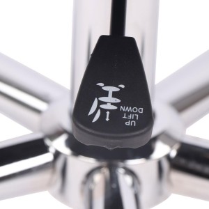 Silla de oficina DELAN TELA, grueso acolchado, en color negro