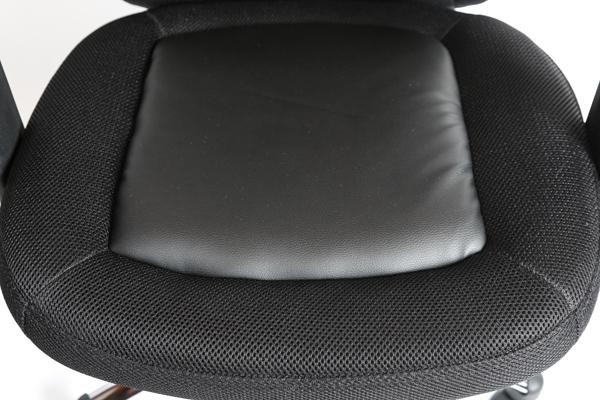 Silla de Oficina Deportiva MICHIGAN, diseño exclusivo, gran acolchado, Color Negro