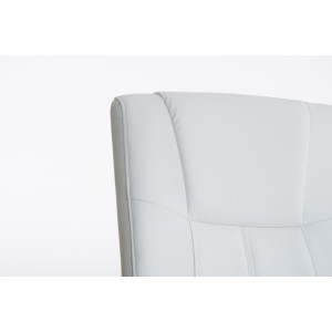 Silla de Confidente BORAU, estructura metálica, en Piel color Negro