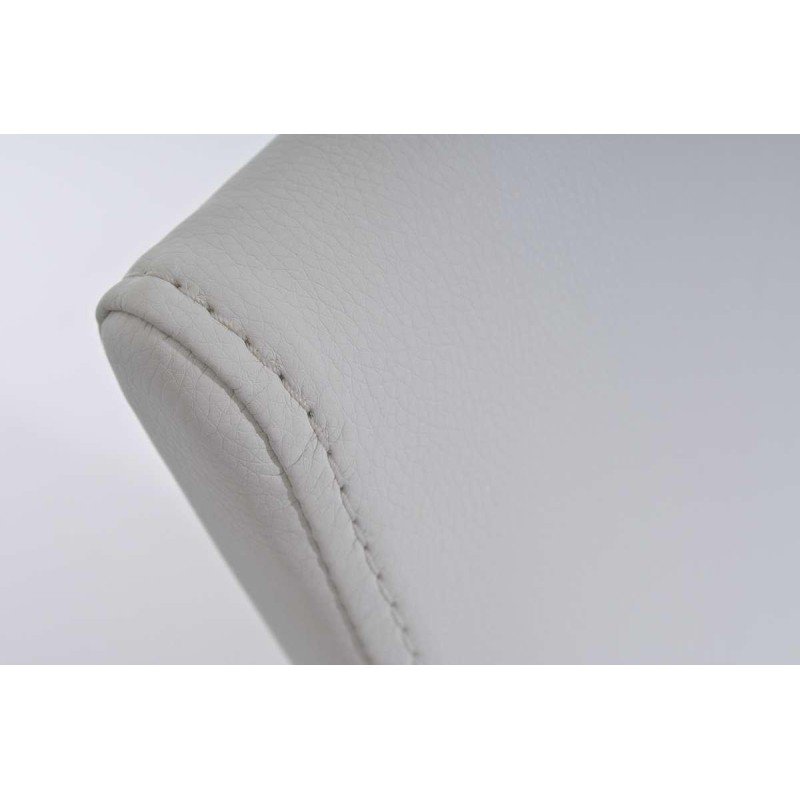 Silla de Confidente AISA, en metal cromado, en Piel color Negro