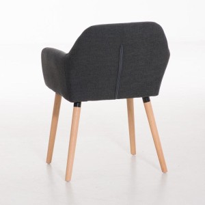 Silla de confidente NIEBLA, cuidado diseño con patas en madera tapizada en tela color negro
