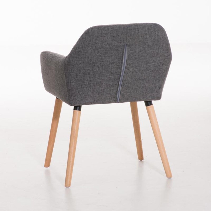 Silla de confidente NIEBLA, cuidado diseño con patas en madera tapizada en tela color negro
