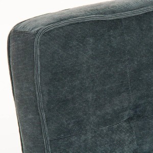 Silla de confidente CHIVO TELA, estructura metálica, gran acolchado y diseño retro con capitoné en tela color naranja