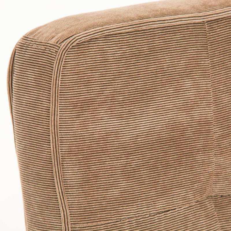 Silla de confidente CHIVO TELA, estructura metálica, gran acolchado y diseño retro con capitoné en tela color naranja