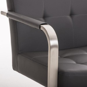Silla de confidente MORGAL PIEL, de exclusivo y moderno diseño con estructura en acero inoxidable y tapizada en piel negra