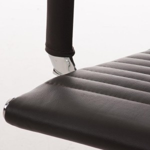 Silla de confidente ergonómica CAMERON en piel natural color negro