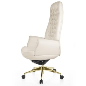 Sillón CERVINO, hecho a mano artesanalmente, diseño exclusivo con gran acolchado tapizado en piel natural color negro