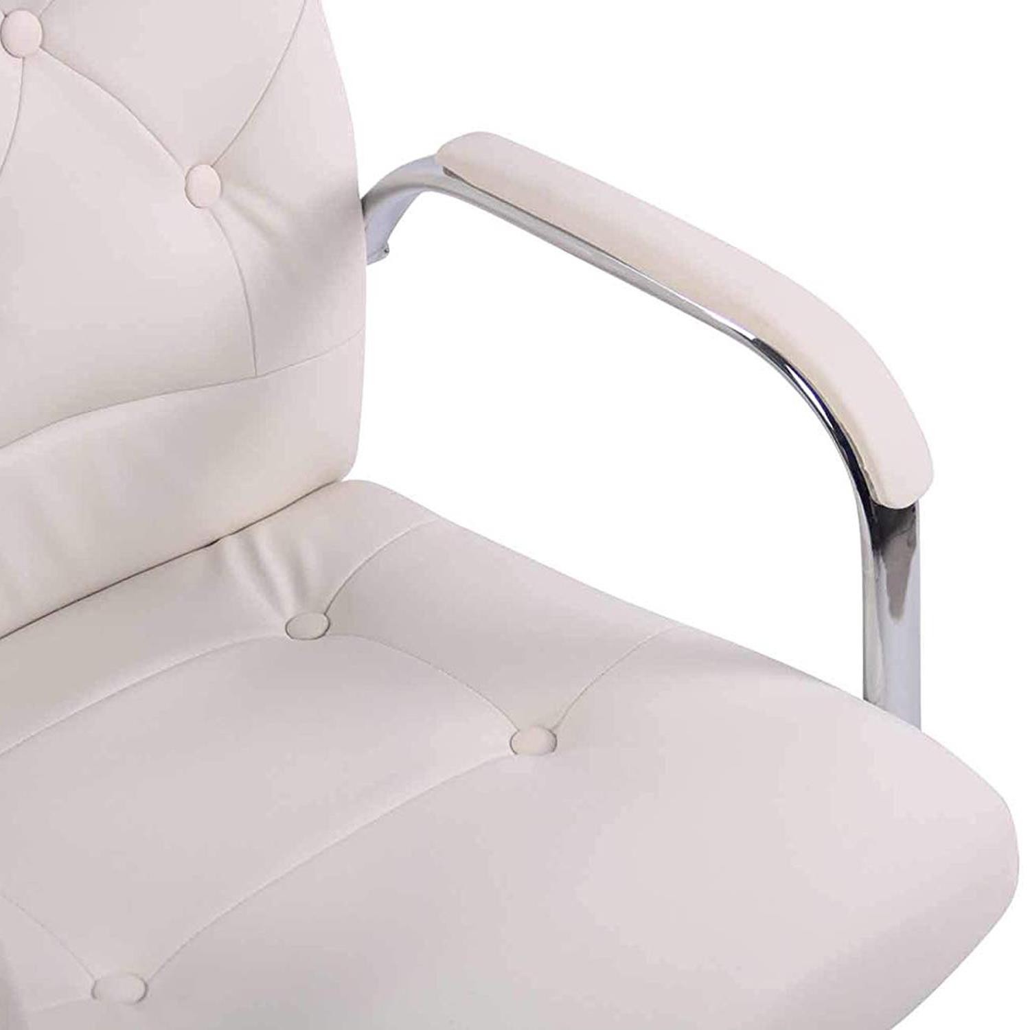 Silla de Oficina NESI, Estructura Metálica, en Piel con Capitoné color Negro