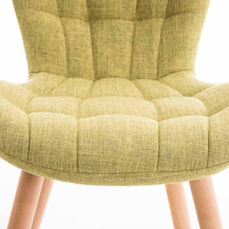 Silla de confidente ELGAR, precioso diseño con patas en madera. Gran acolchado con tapizado en capitoné en tela color negro