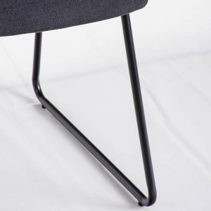 Silla de Confidente FRANCESC, estructura metálica, en tela color negro