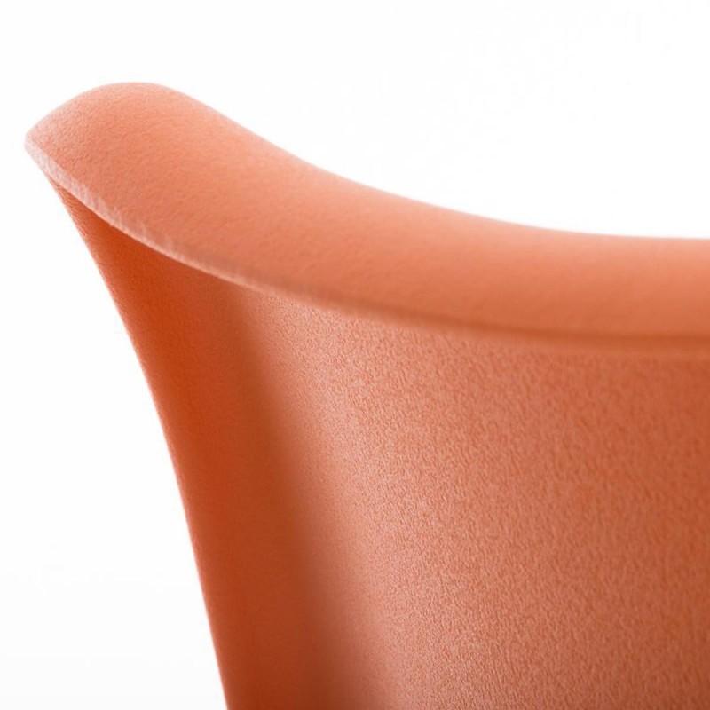 Silla de Diseño / Confidente BOSFORO, exclusivo diseño con patas oscuras en piel color negro