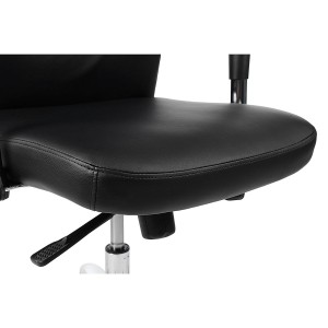 Sillón de Oficina INDIA, Grueso Alcolchado, Brazos Ajustables, en Piel color Negro