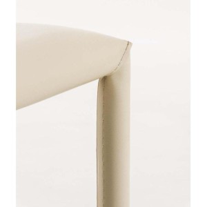 Silla de Confidente LAURA, tapizada en piel color negro