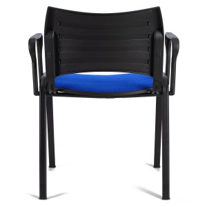Silla de Confidente ROMEL CON BRAZOS con Patas Negras en Tela Negra