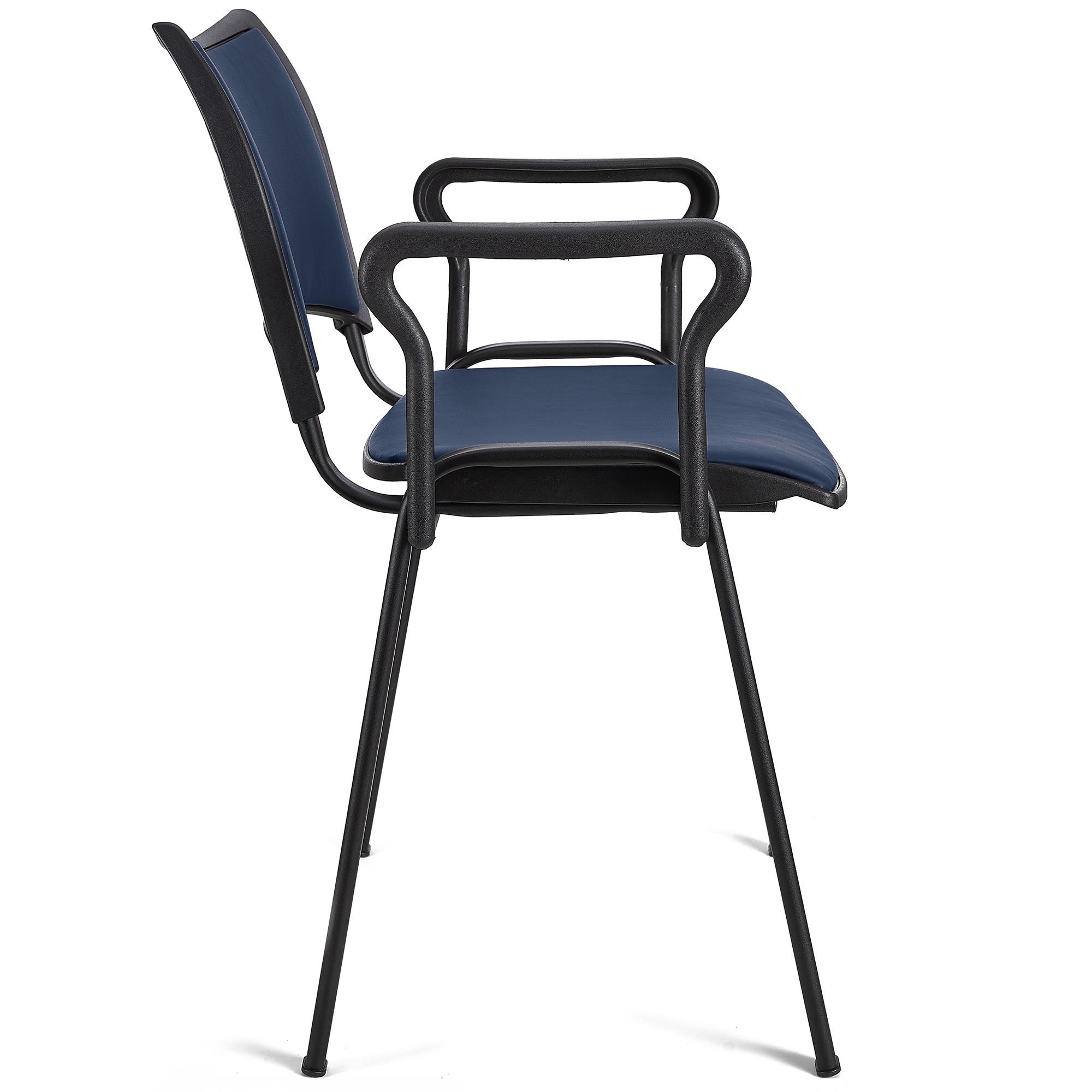Silla de Confidente ROMEL CON BRAZOS PIEL, Cómodo Acolchado, Apilable, Patas Negras, en Negro