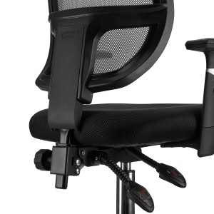 Silla de Oficina DINAMIC, robusta y ajustable, negro