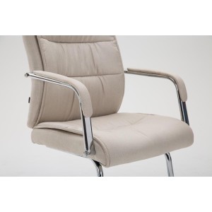 Silla de confidente HILBER TELA, estructura metálica, en color negro