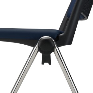 Silla de confidente CARINA, apilable, piel negra, patas cromadas