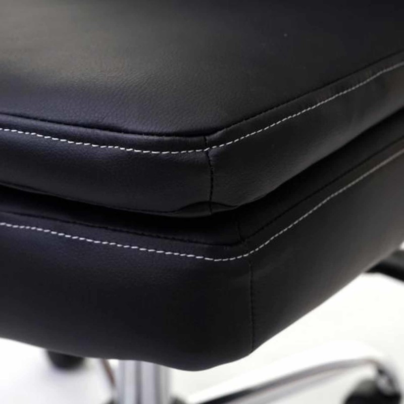 Sillón de oficina PULCO  en Piel color Negro