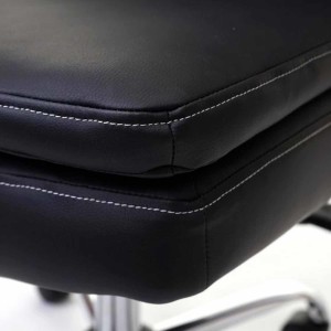Sillón de oficina PULCO  en Piel color Negro