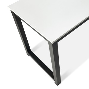 Mesa de ordenador DINA, estructura metal negro, tablero en blanco