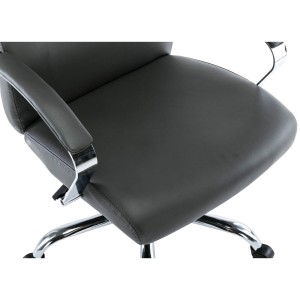 Sillón de oficina RONDA, base y brazos metálicos, piel negra