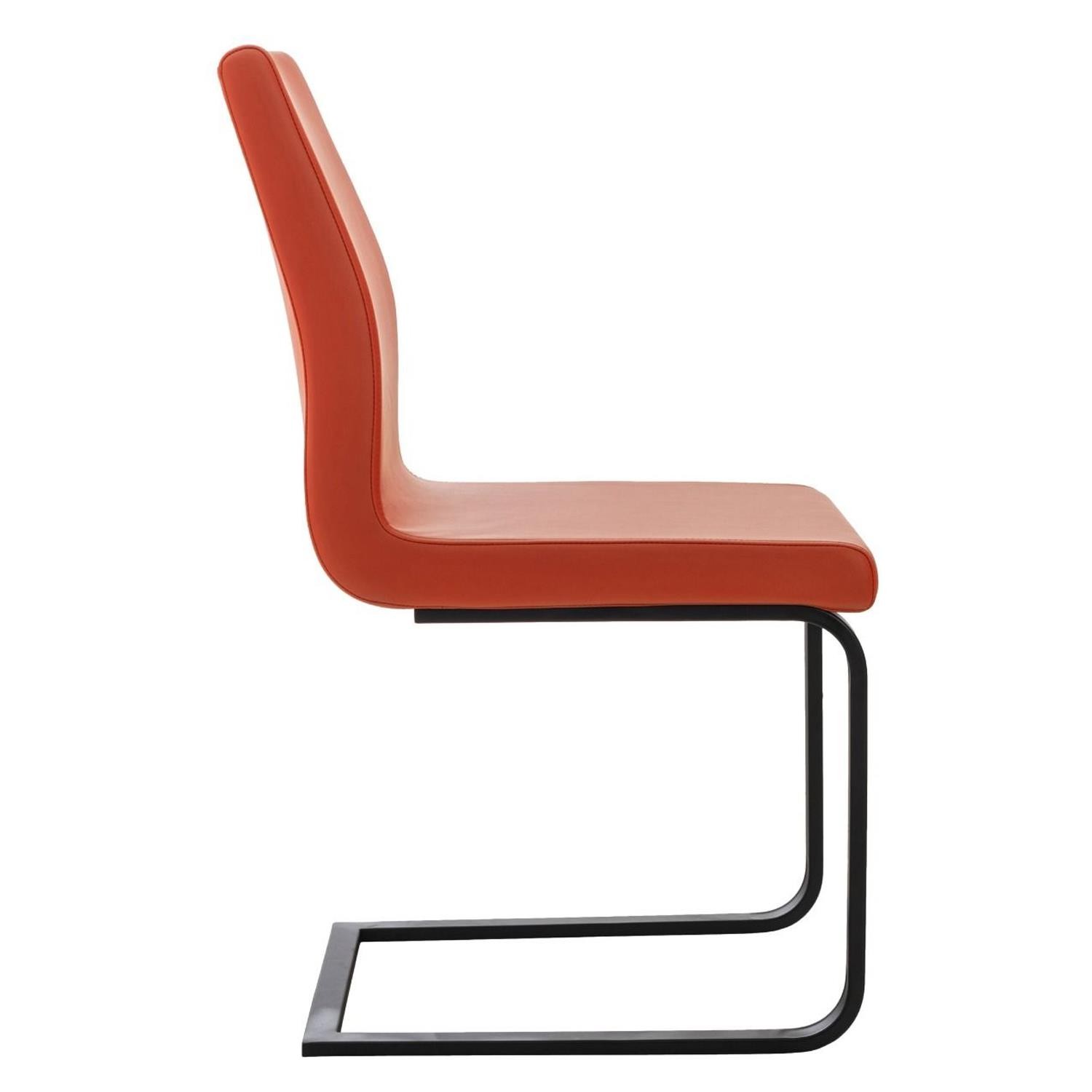 Silla de Confidente ELARA, Gran Acolchado, Tapizada en Piel color Negro