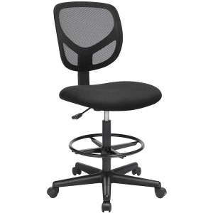Silla de oficina MOKI, diseño moderno y funcional, en malla traspirable color negro