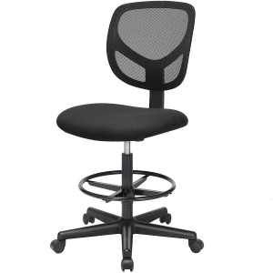 Silla de oficina MOKI, diseño moderno y funcional, en malla traspirable color negro