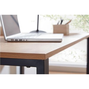 Mesa de oficina KODY, estructura metal, tablero en madera color Roble