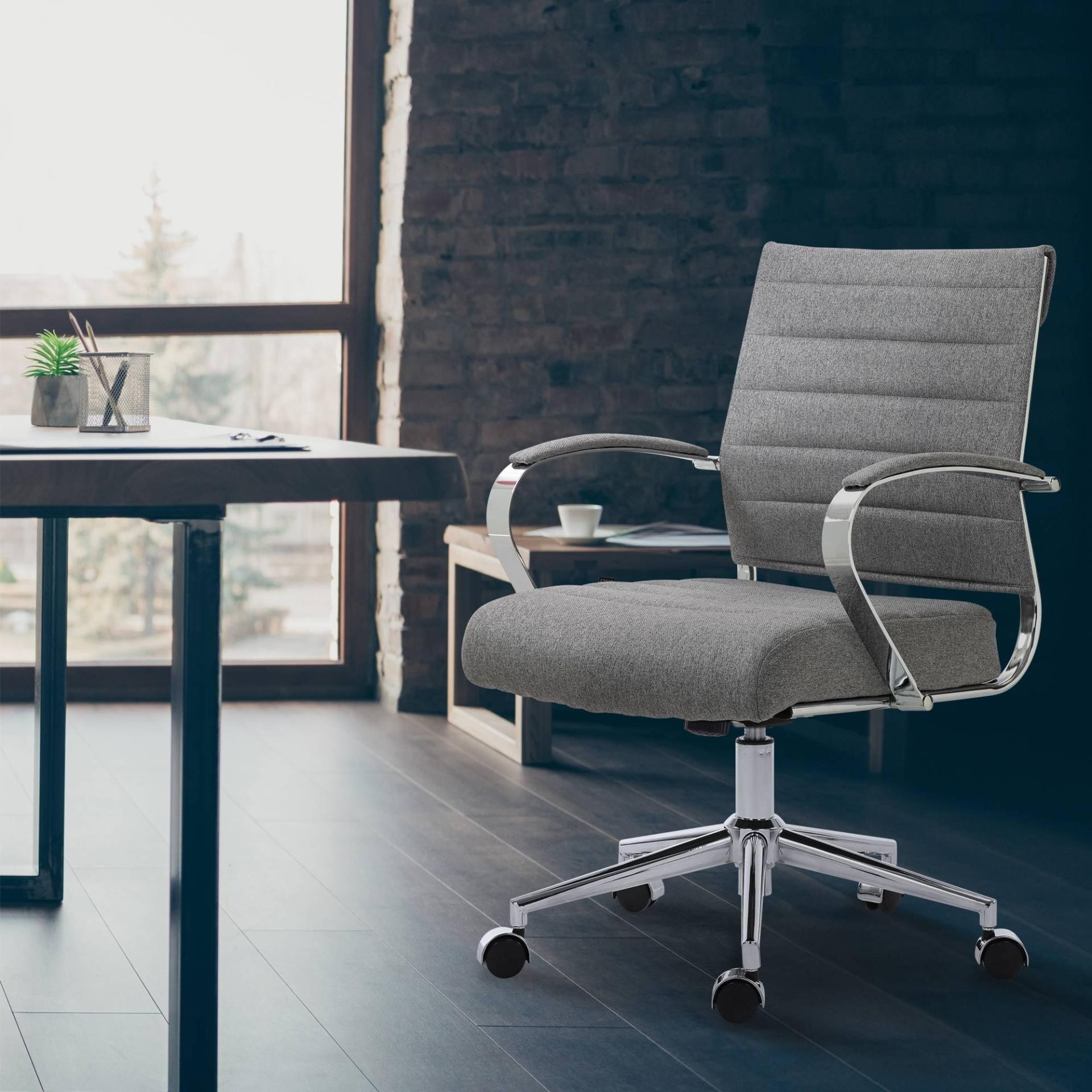 Silla de Oficina EVERY, Diseño Elegante, Estructura Metálica, en Tela color Marrón