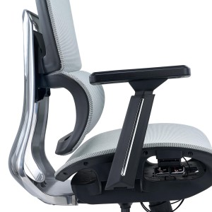 Silla Ergonómica TITAN, Ajustable, Piezas Aluminio, Negro