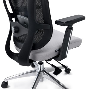 Silla Ergonómica ASTON, Elegante y Ajustable, Uso 8H, Negro